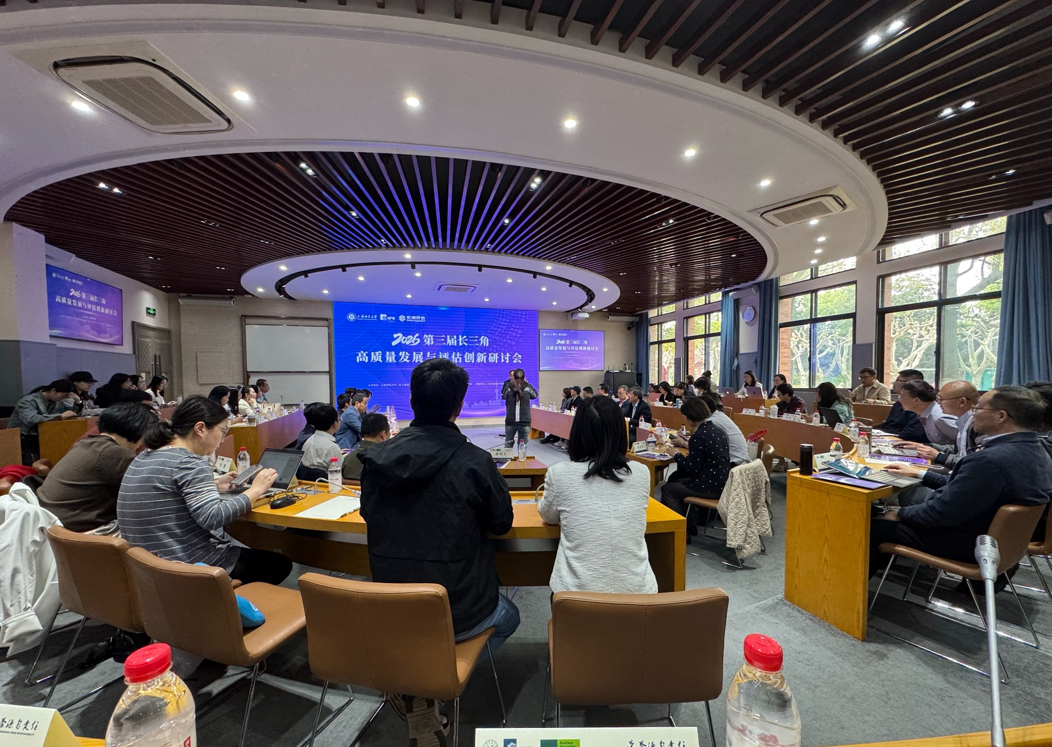 公司教师参加上海市高校强师工程教师培养活动并赴会观摩学习