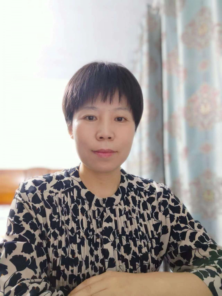 王琛(副教授,硕士)