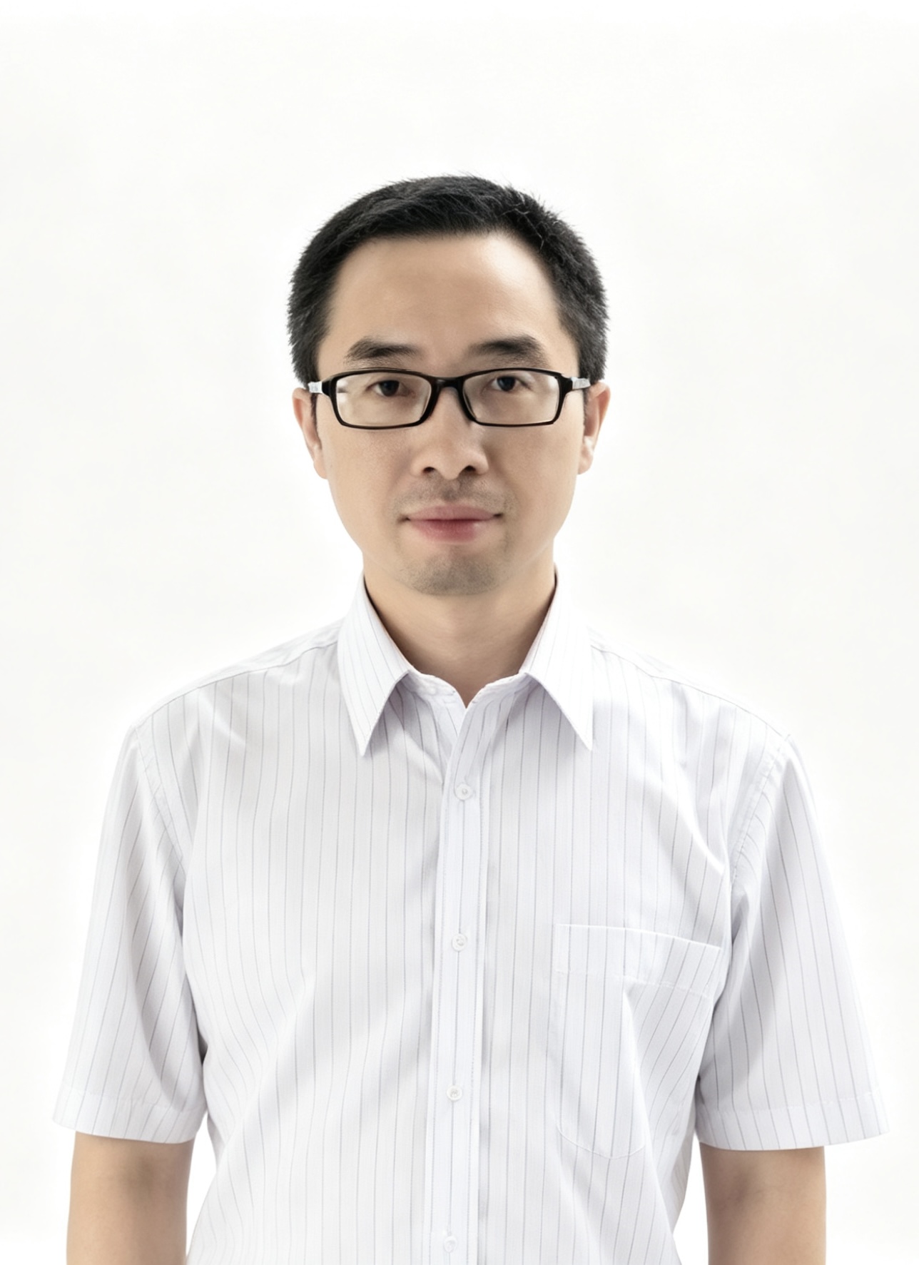 宋金龙(副教授,西班牙马德里商业大学硕士)